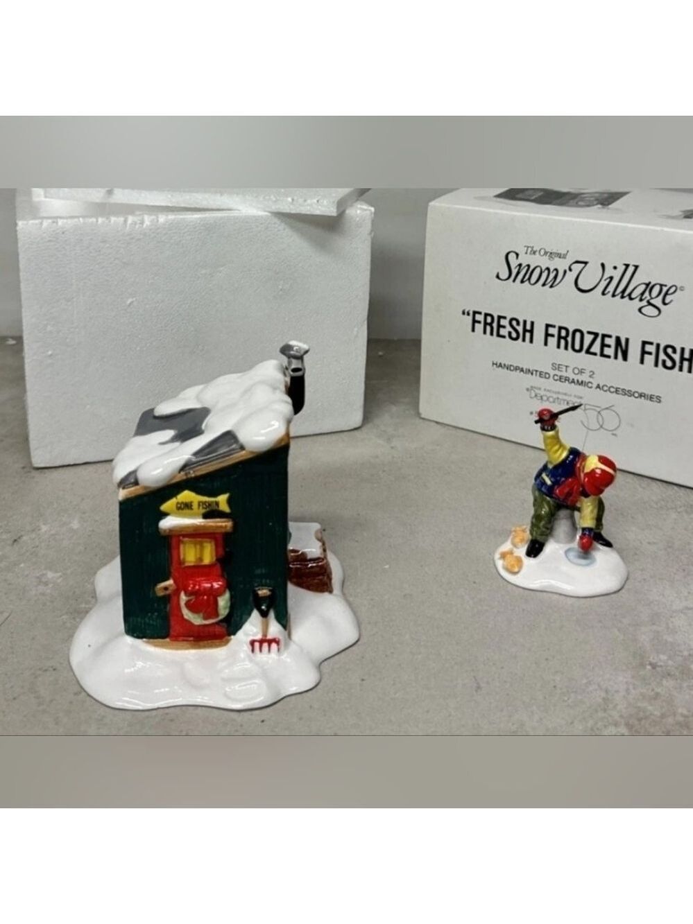 Vintage Dept 56 The Original Snow Village “Fresh Frozen Fish” #5163-2 Bt29
